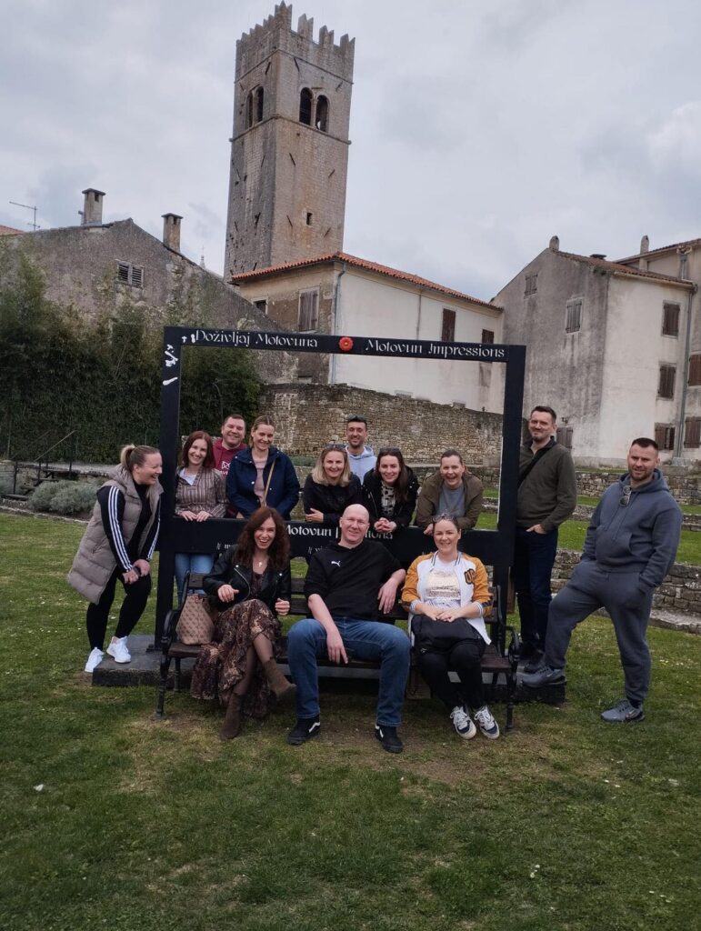 NavBiz Team Building